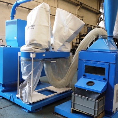 Cable recycling plant G 400/6900 with new dry separator.